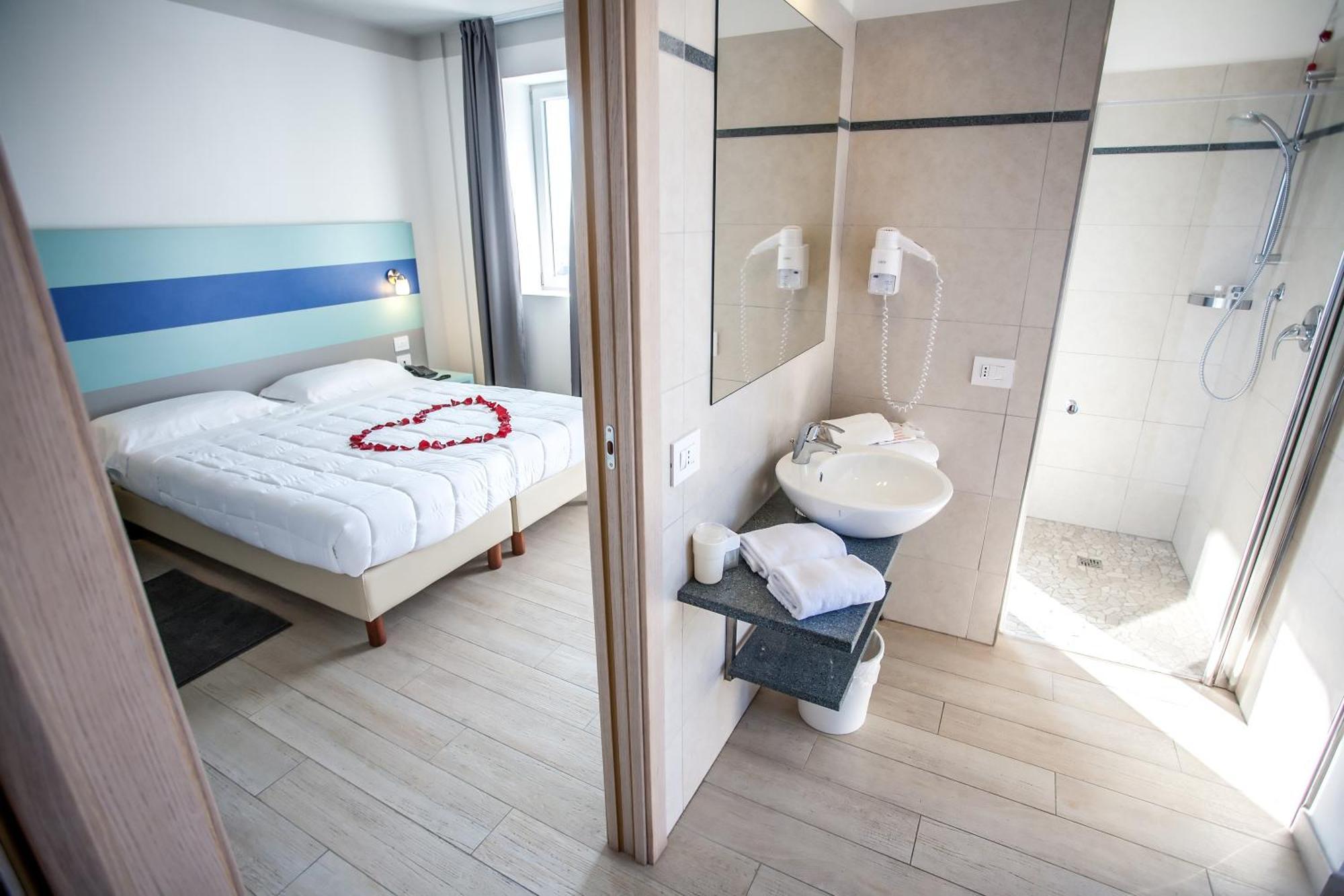 Hotel Oceanomare 푼타 마리나 객실 사진